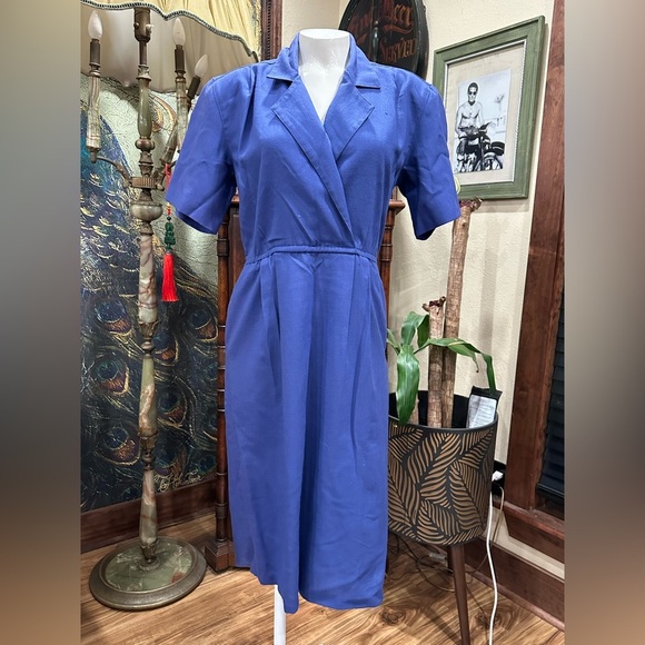 Club 5’ 4” Dresses & Skirts - VINTAGE 1980’s Blue Puff Sleeve Sheath Midi Dress